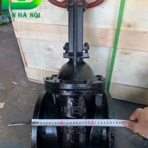 Van cổng ty nổi Trung Quốc